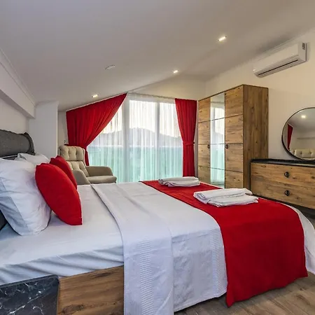 Villa Bella- 4 Bedroom In Oludeniz *