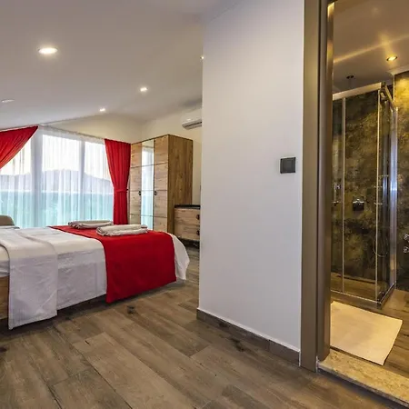Bella- 4 Bedroom In Oludeniz Villa Fethiye