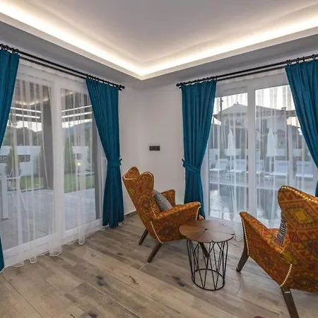 Bella- 4 Bedroom In Oludeniz Fethiye