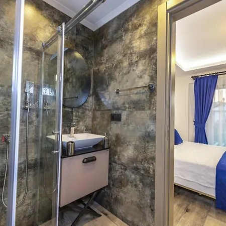 Villa Bella- 4 Bedroom In Oludeniz *