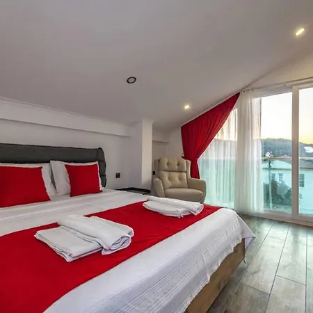 Villa Bella- 4 Bedroom In Oludeniz