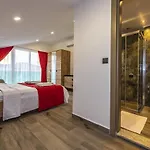 Bella- 4 Bedroom In Oludeniz 빌라 페티예
