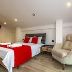Bella- 4 Bedroom In Oludeniz * 페티예