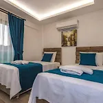 Bella- 4 Bedroom In Oludeniz * 페티예