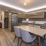 Bella- 4 Bedroom In Oludeniz