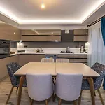 빌라 Bella- 4 Bedroom In Oludeniz