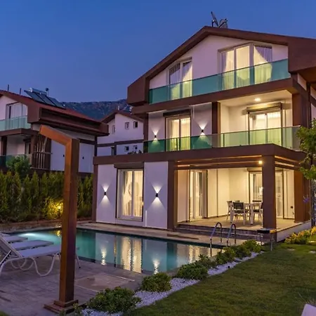 Bella- 4 Bedroom In Oludeniz Willa Fethiye