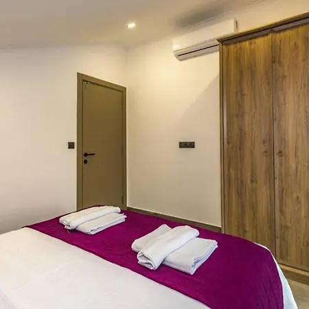 Bella- 4 Bedroom In Oludeniz Willa