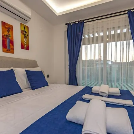 Bella- 4 Bedroom In Oludeniz
