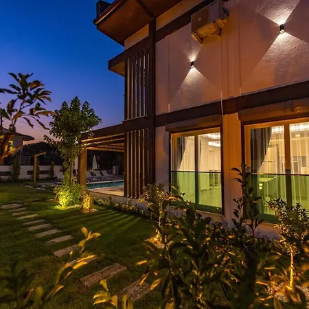 Bella- 4 Bedroom In Oludeniz * 페티예