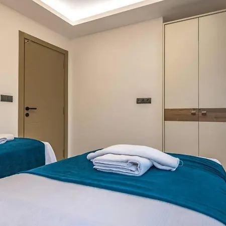 Bella- 4 Bedroom In Oludeniz Willa *